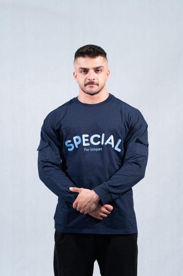 آستین بلند سرمه ای مدل «بلوبری یخی»